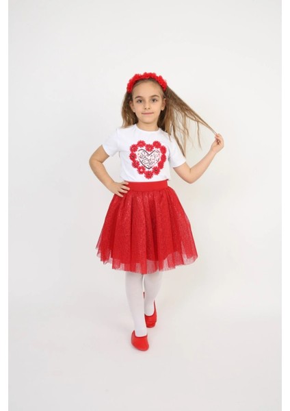 Simli Kırmızı Etek Kalpli T-Shırt Kız Çocuk Alt-Üst Takım 23 Nisan 19 Mayıs 29 Ekim Gösteri Kıyafetleri fiyatları