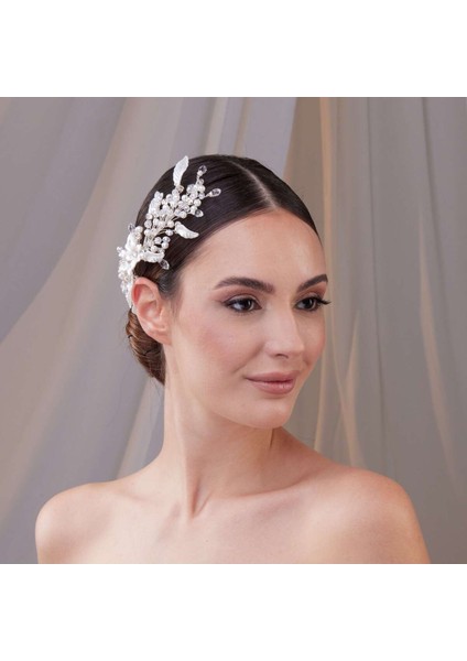 Inci ve Kristal Yaprak Detaylı Gelin Saç Aksesuarı – Düşük Topuz Için Zarif Tasarım fiyatları