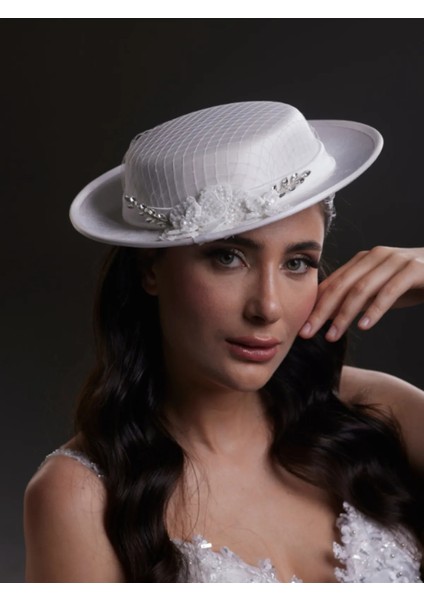 Inci ve Kristal Detaylı Beyaz Gelin, Nikah, Nişan, Özel Davet Şapkası modelleri