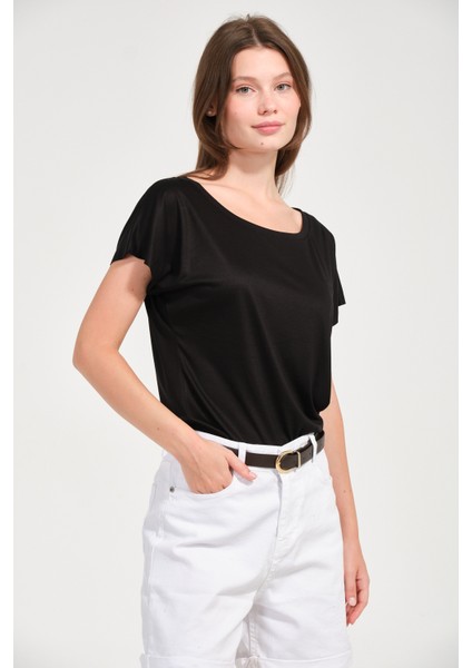 Kadın Regular Fit Tencel Basic Tişört fırsatları