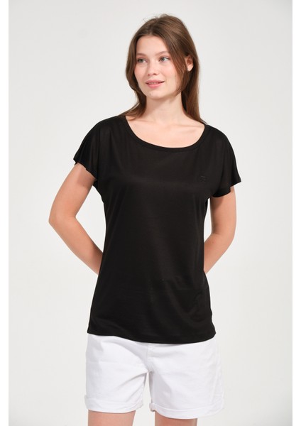 Kadın Regular Fit Tencel Basic Tişört indirimleri