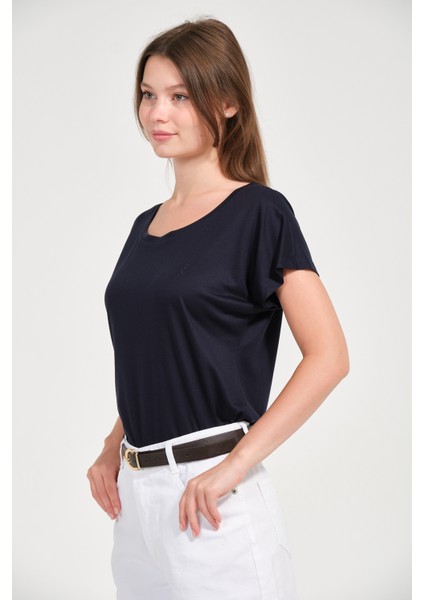 Kadın Regular Fit Tencel Basic Tişört indirimleri
