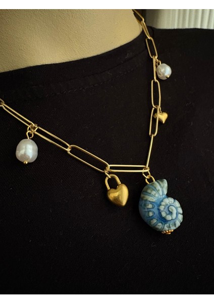 Çelik Charmlı Kolye