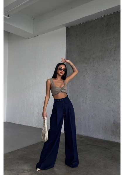 Üç Düğme Detayli Palazzo Pantolon