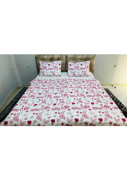 Kalp Desenli Çift Kişilik Nevresim Takımı