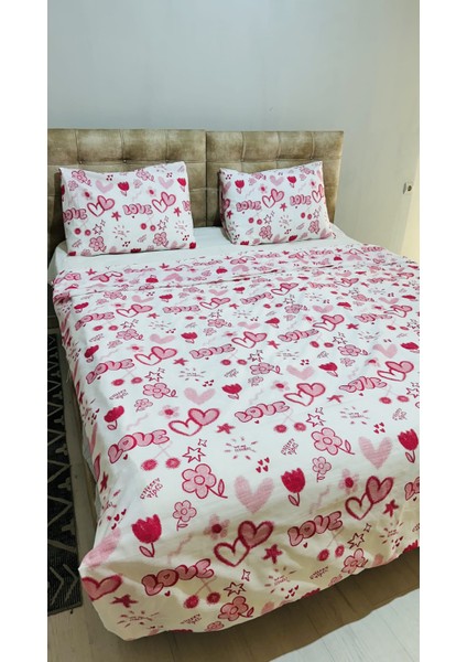 Kalp Desenli Çift Kişilik Nevresim Takımı fiyatları