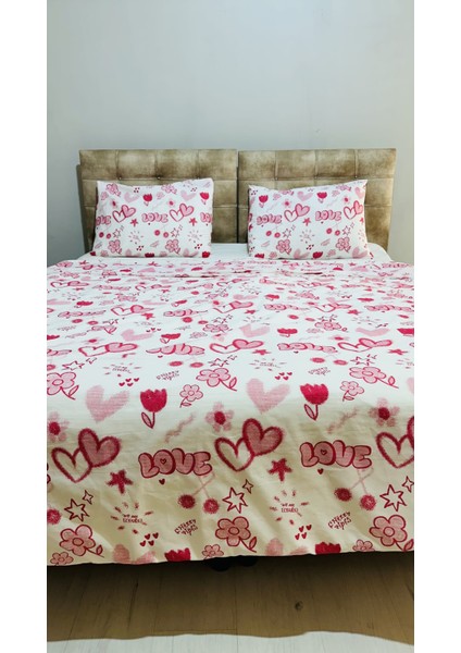 Kalp Desenli Çift Kişilik Nevresim Takımı