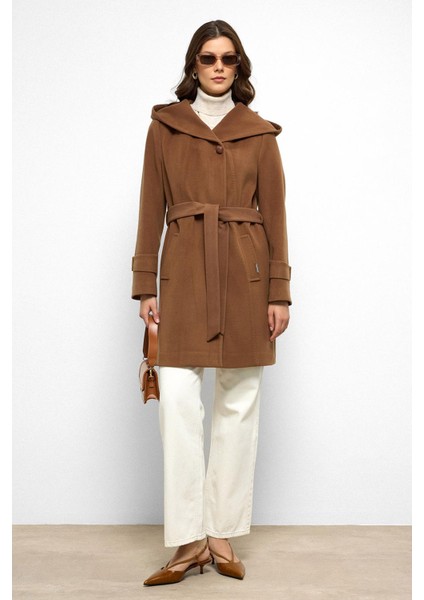 Kapüşonlu Punto Dikiş Detaylı Kaban Taba 3102