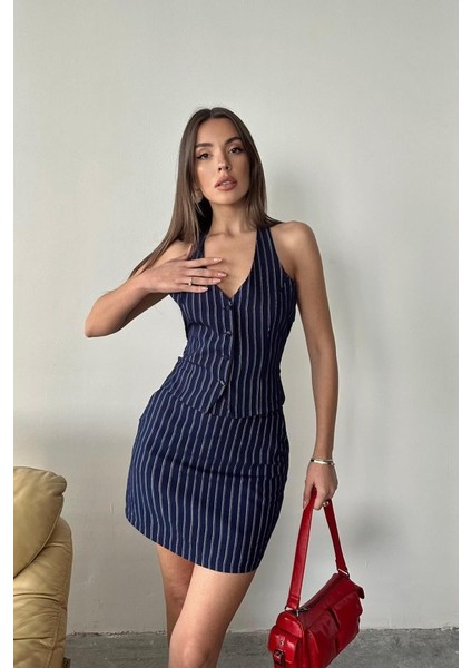 Lacivert Çizgili Yelek ve Etek Takım fırsatları