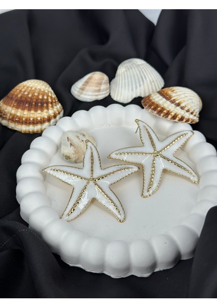 Gold Altın Detaylı Beyaz Mineli Deniz Yıldızı Konseptli Yazlık Tasarım Kadın Küpe