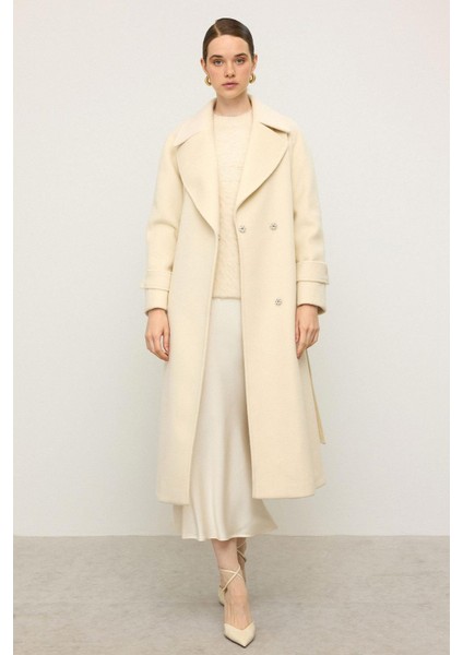 Reglan Kol Çıt Çıt Kapamalı Ara Boy Kaban Ekru 3145