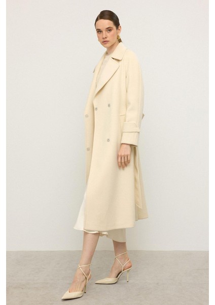 Reglan Kol Çıt Çıt Kapamalı Ara Boy Kaban Ekru 3145 fırsatları