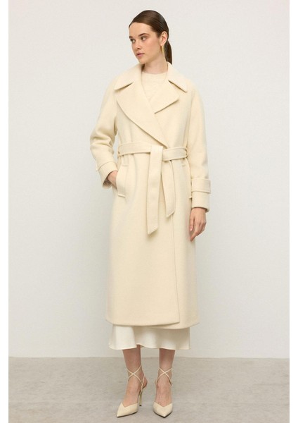 Reglan Kol Çıt Çıt Kapamalı Ara Boy Kaban Ekru 3145 indirimleri