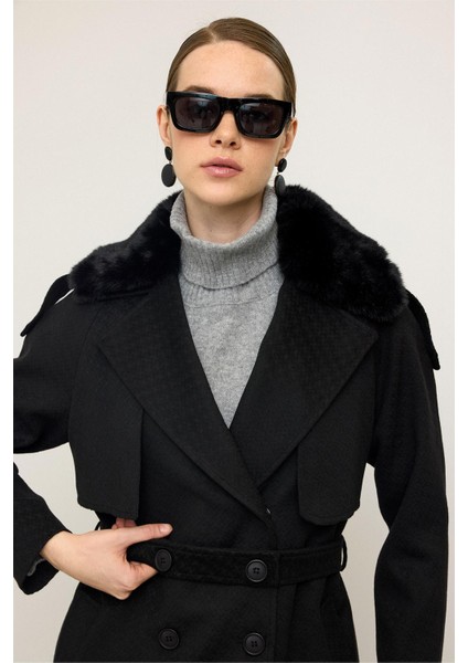 Çıkabilir Kürklü Kendinden Desenli Limited Edition Kaban Siyah 3127 indirimleri