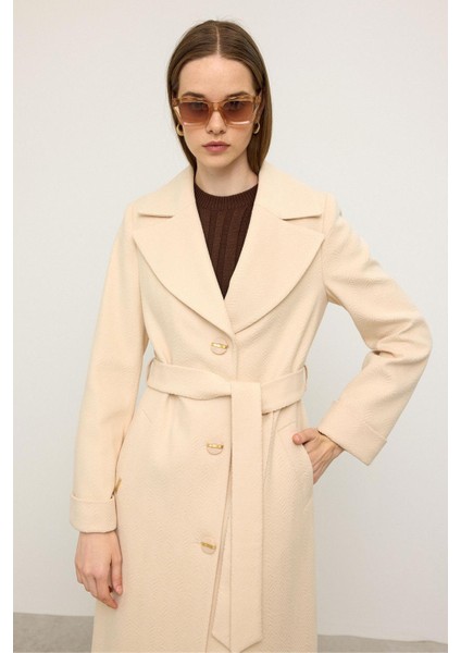 Balıksırtı Jakar Desenli Belden Bağlamalı Limited Edition Kaban Krem 3136 modelleri