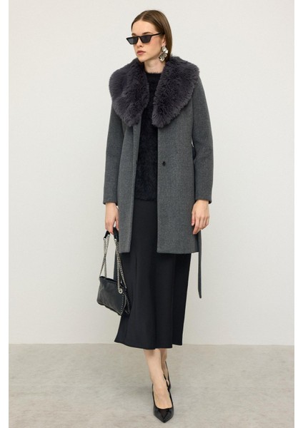 Şal Yaka Kürklü Belden Bağlamalı Kaban Koyu Gri 3093 modelleri