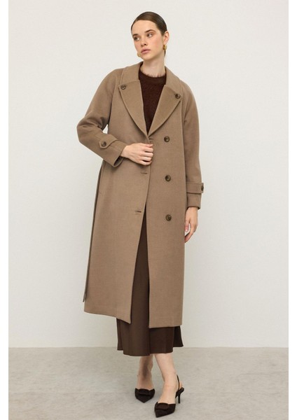 Punto Dikiş Detaylı Arkası Plikaşeli Ara Boy Kaşmir Kaban K. Kamel 3113