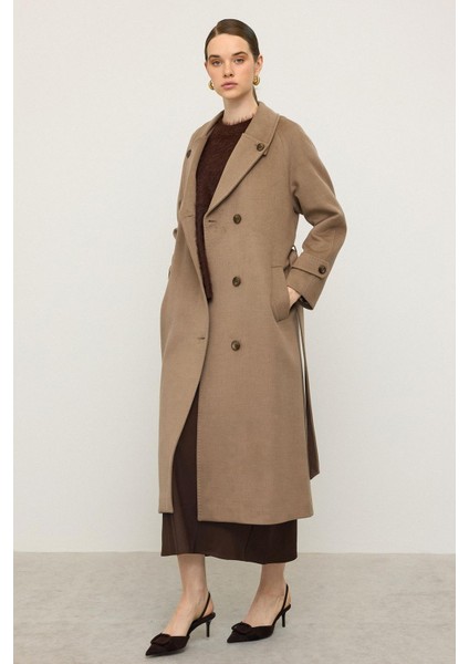 Punto Dikiş Detaylı Arkası Plikaşeli Ara Boy Kaşmir Kaban K. Kamel 3113 indirimleri