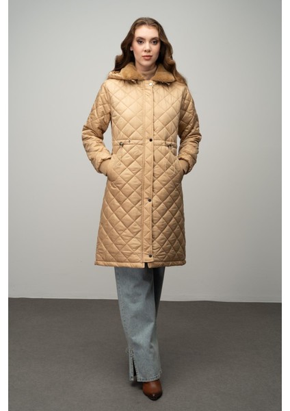 Çıkabilir Kapüşonlu Yakası Kürk Detaylı Kapitone Mont Kamel 6624 fiyatları