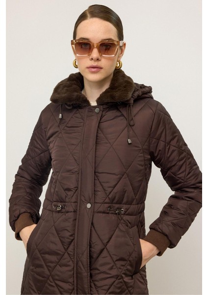Çıkabilir Kapüşonlu Yakası Kürk Detaylı Kapitone Mont Kahve 6624 indirimleri