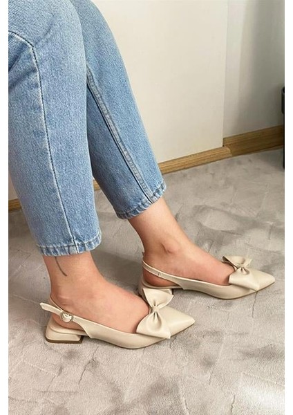 Krem Cilt Fiyoklu Arkası Acık 2 cm Topuklu Sivri Burun Babet