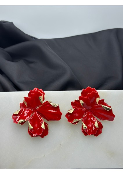 Kırmızı Mineli Çiçek Figürlü Marka Model Tasarım Şık Küpe