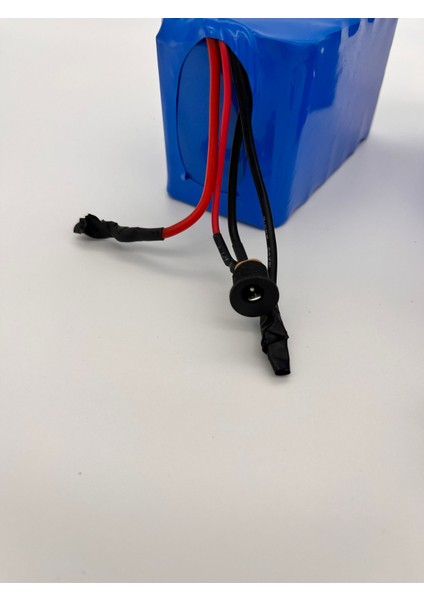 Akülü Araba, Kamp, Karavan Için 12.6 VOLT 16 Amper Li-Ion Batarya-Akü (Adaptör Hediyeli) fırsatları