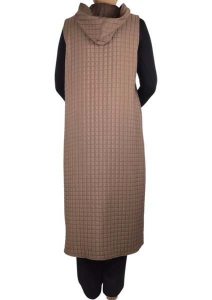 Önü Fermuarlı Kapüşonlu Üstten Cepli Kapitone Yelek fırsatları