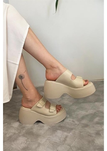 Kadın Bej Iki Tokalı Kalın Taban Ortopedik Sandalet K-3040 fırsatları