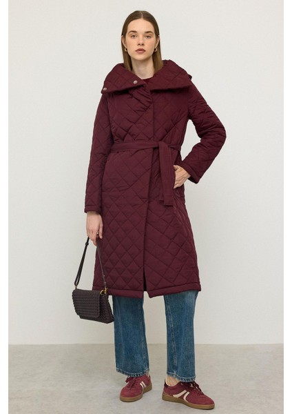 Çıkabilen Kapüşonlu Devrik Yaka Kapitone Mont Bordo 6792