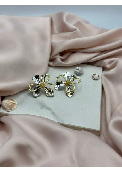 Gold Altın Çift Renkli Çiçek Figürlü Çelik Küpe modelleri