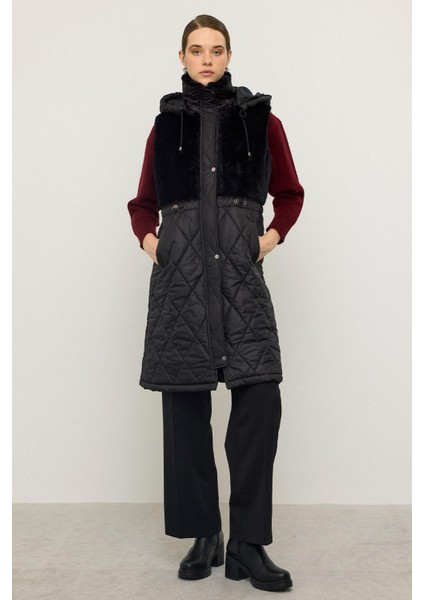 Çıkabiken Kapüşonlu Peluş Garnili Kapitone Yelek Siyah 8264 fiyatları