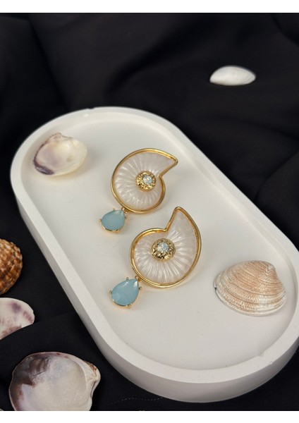 Gold Krem Renk Deniz Kabuğu Figürlü Zirkon Taşlı Sallantılı Küpe fırsatları