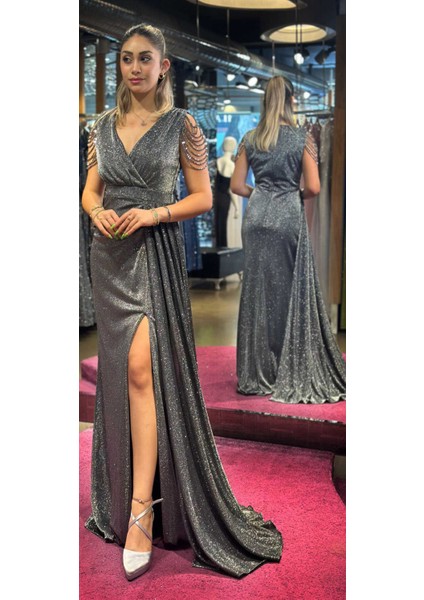 Siyah&gümüş Kalın Askı Boncuk Işlemeli Yırtmaçlı Düz Kesim Uzun Abiye Elbise 7551 modelleri