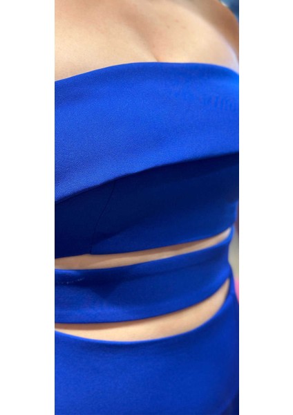 Saks Yırtmaçlı Düz Kesim Krep Uzun Abiye Elbise 7524 fırsatları