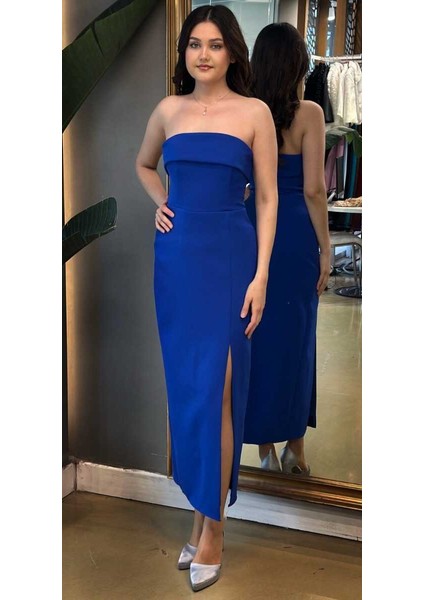 Saks Straplez Yaka Yırtmaçlı Düz Kesim Krep Midi Abiye Elbise 7692