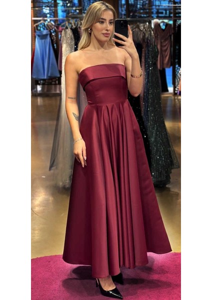 Vişne Renk Straplez Yaka Kloş Etekli Saten Midi Abiye Elbise 7647