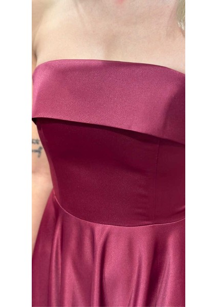 Vişne Renk Straplez Yaka Kloş Etekli Saten Midi Abiye Elbise 7647 fırsatları