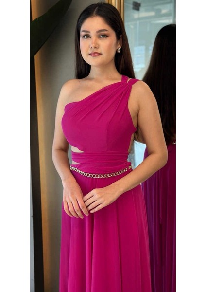 Fuşya Tek Omuzlu Zincir Detaylı Sırt Dekolteli Kloş Etekli Tül Uzun Abiye Elbise 7436 fiyatları