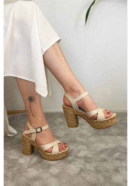 Kadın Leina Bej Çapraz Bant 10 cm Platfom Topuklu Mantar Taban Ayakkabı & Sandalet K-800 indirimleri