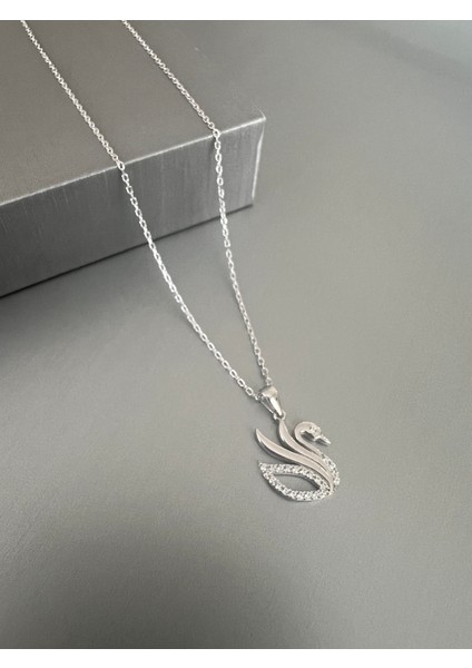 Zarif Kuğu Gümüş Kolye-Şıklığın Simgesi fırsatları