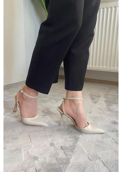 Kadın Krem Rugan Bilekten Bağlamalı 10 cm Ince Topuklu Ayakkabı modelleri