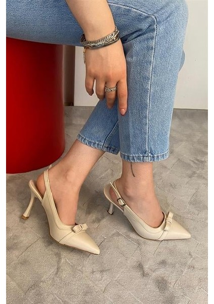 Kadın Krem Cilt Fiyonk Detaylı Arkası Acık 9 cm Ince Topuklu Ayakkabı indirimleri