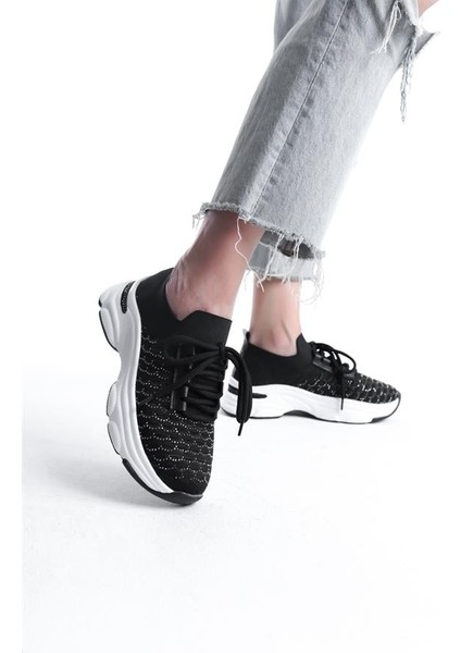 Kadın Siyahtriko Beyaz Tabanlı Taşlı Spor Ayakkabı & Sneaker