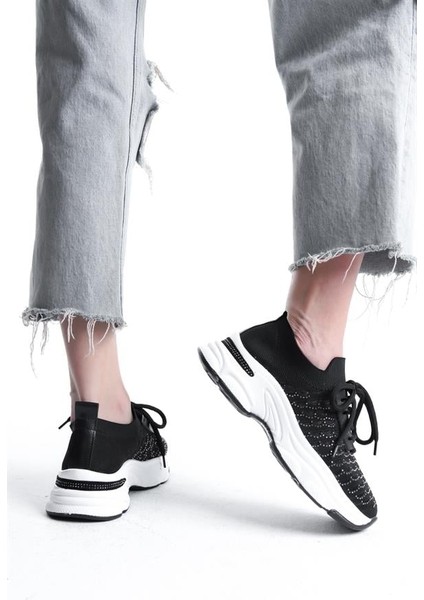 Kadın Siyahtriko Beyaz Tabanlı Taşlı Spor Ayakkabı & Sneaker fiyatları