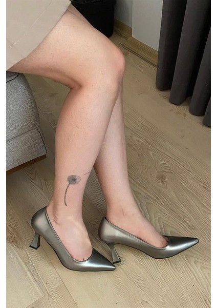 Kadın Platin Stiletto 7 cm Ince Topuklu fiyatları