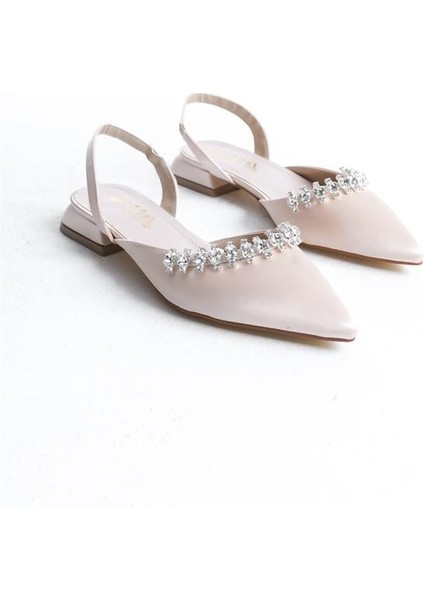 Kadın Krem Ten Saten Taşlı Arkası Açık Lastikli 2,5 cm Kısa Blok Topuklu modelleri