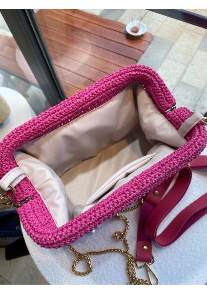 Broş Aksesuarlı Hasır Kadın El ve Omuz Çantası,plaj Çantası, Portföy Clutch, Uzun Askısı Mevcuttur fiyatları