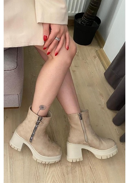 Kadın Krem Süet Fermuarlı 8 cm Platfom Topuklu Bot indirimleri