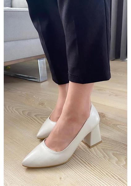Kadın Krem Cilt 6,5 cm Kalın Topuklu Stiletto fırsatları